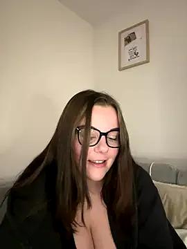 ItsLxsa — Oil Boobs