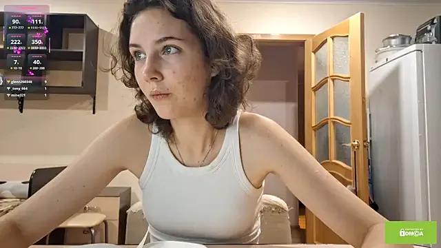 lady_linaa — Show your nipples bitch