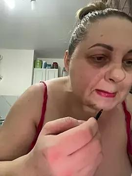 LanaSoftt on StripChat 