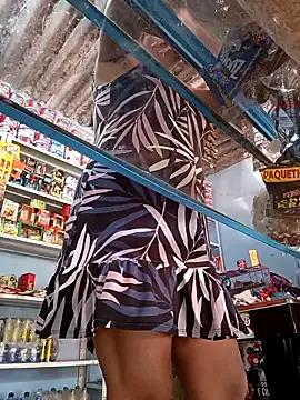 Lorenasex — Naked public