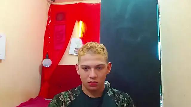 luccasbigcock — show cum first round