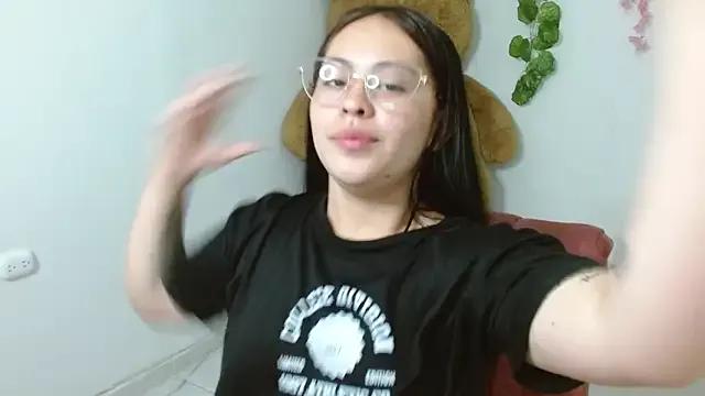 lucy1609 — squirting public, show saliva