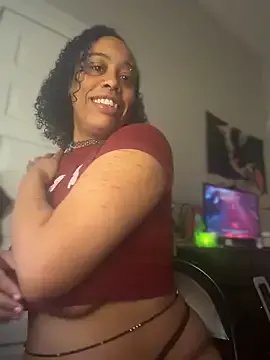 Lunalovesyou8 — Freechat on StripChat