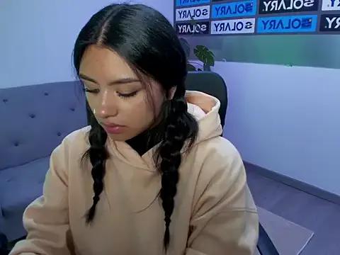 Maddiee_Jackson on StripChat 