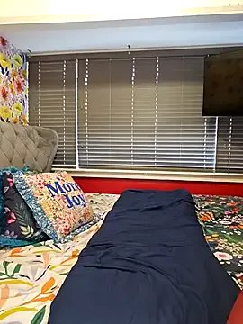 Maddythemilf — Oil them tit's Maddy 