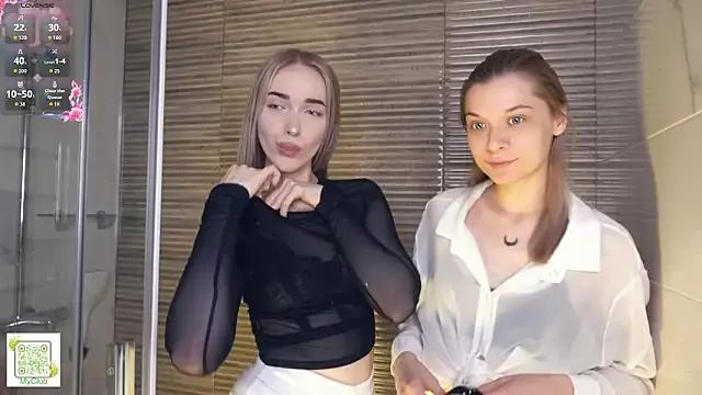MaeEversley — Suck a finger imagine ur cock