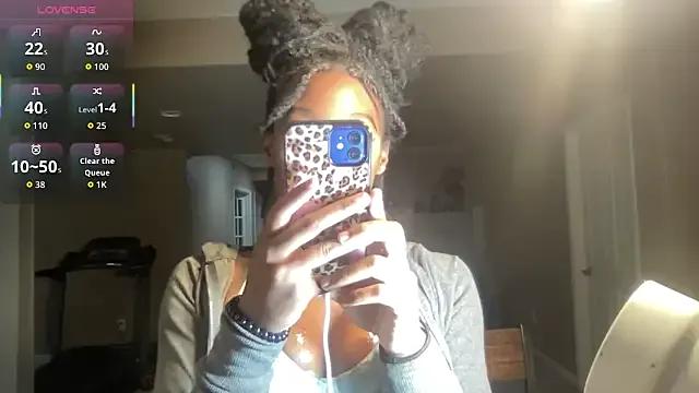 maskedgirl5005 — Freechat on StripChat