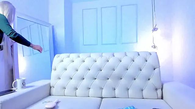 milaowens on StripChat