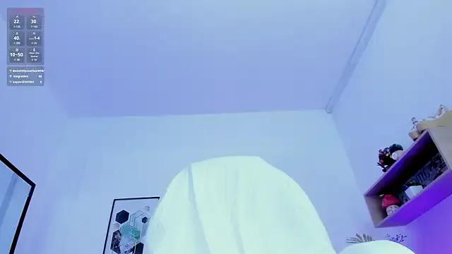 millie_brown21 on StripChat 