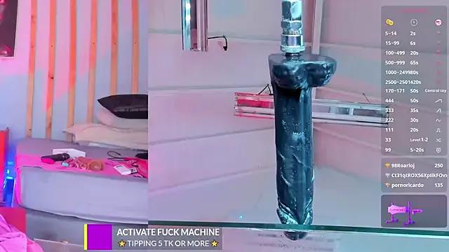 Miss_Pawi on StripChat 