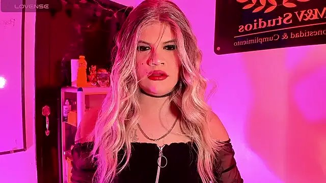 mistressparty — Coca party, pink and CLOUD SMOKE T