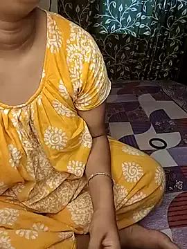 Nasty-bhabhi — Oill show dildo