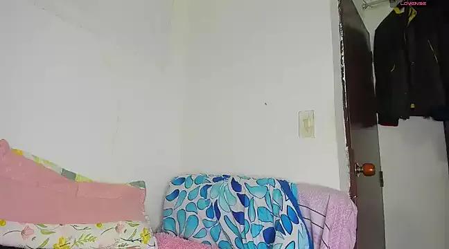 Nenita_Hot_ on StripChat 