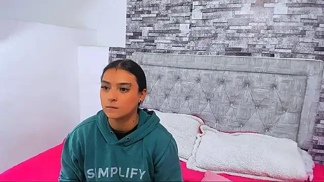 nicolexxaleja — lick ass and finger in