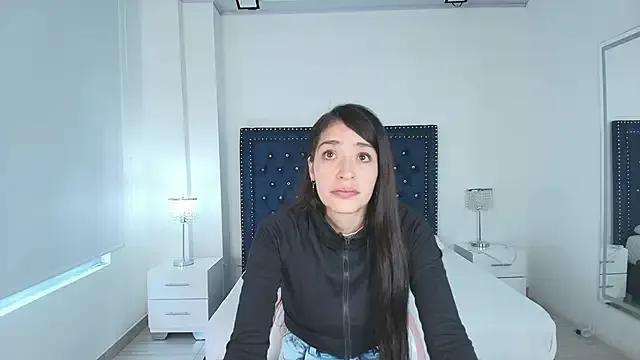 Nina_polett on StripChat