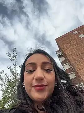 Ninabigtitied — Masturbation on the Beach Danger 