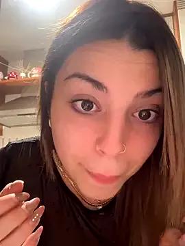 Noeliagglow — Me desnudo / I get naked