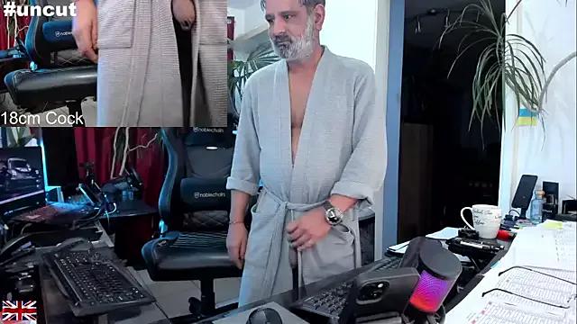 OnlineBossUK — Show Dick -Next Goal Play Dick 5 min