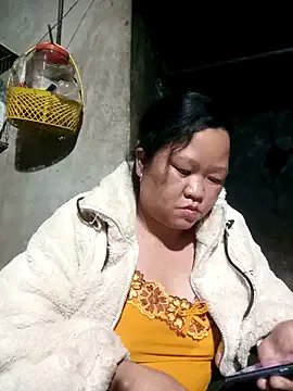 riso-00 on StripChat