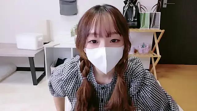 saku_sakura_ — Freechat on StripChat