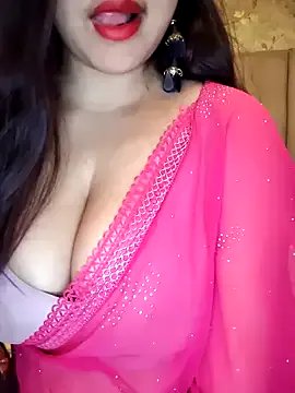 Sara_1618 — Oil on boobs