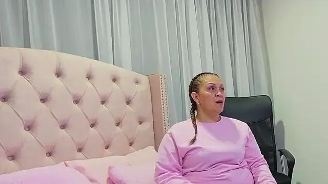 scarlettbooty — Freechat on StripChat