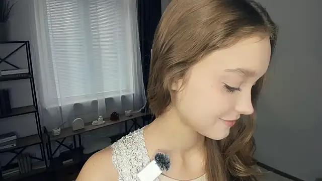 SerrenaAa — Freechat on StripChat