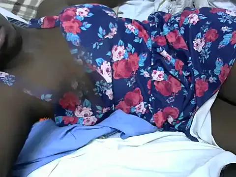 Sexxy_Lolah19 on StripChat 