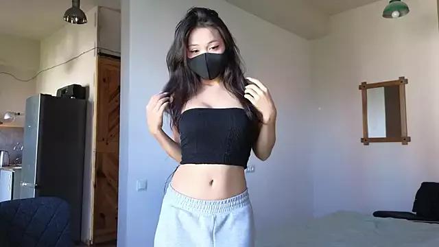 TammiLou on StripChat 