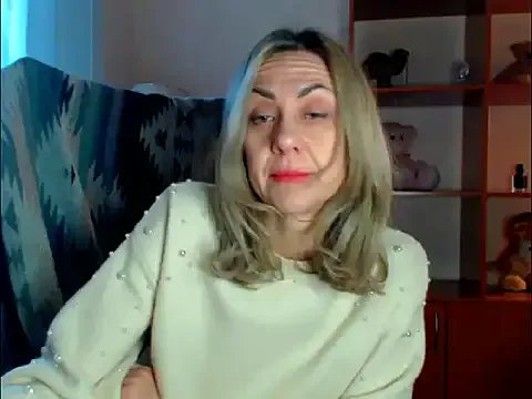 Tanya6547 — Private on StripChat