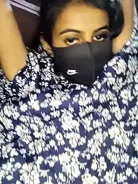 Thaper_Meera2 — Boobs show