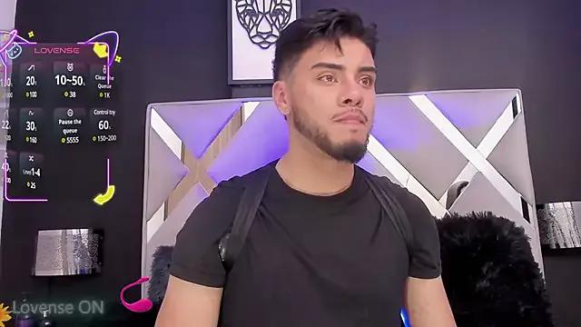 Tommidubois on StripChat 