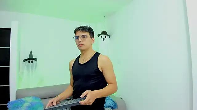 UNIVERSAL_SEXX_ — lick ass