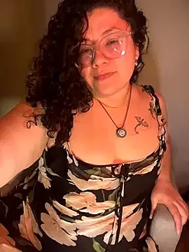 VanesssaMilf_ — 5 minutes 2 toys control