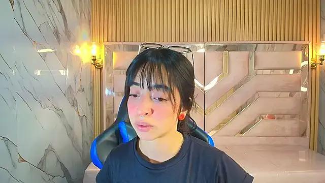 zoe_r_ — Freechat on StripChat